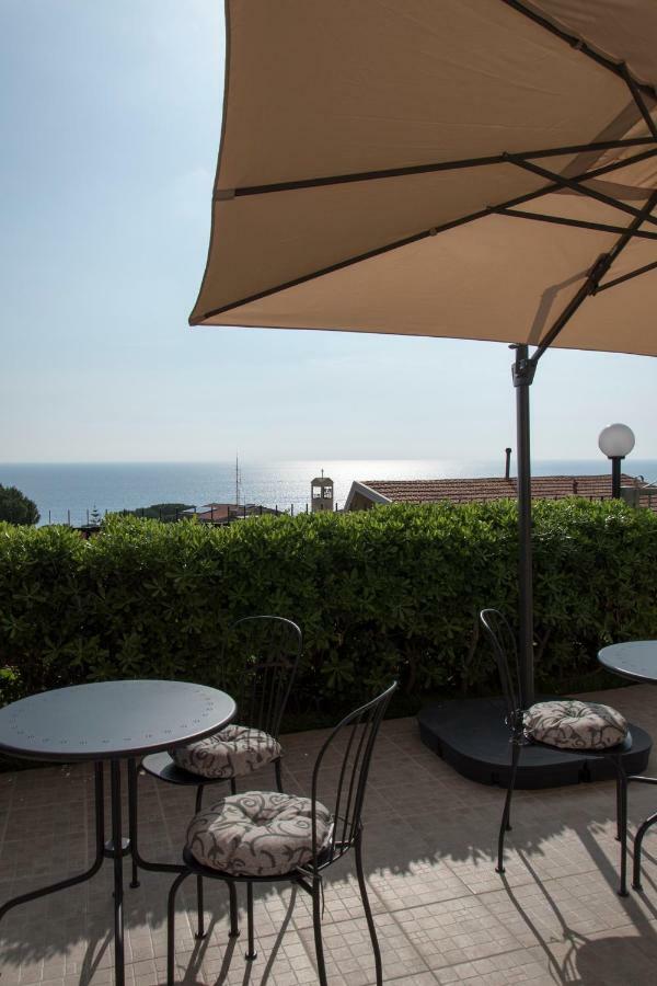 L'Oasi Di Giorgia Bed and Breakfast Cittadella del Capo Buitenkant foto