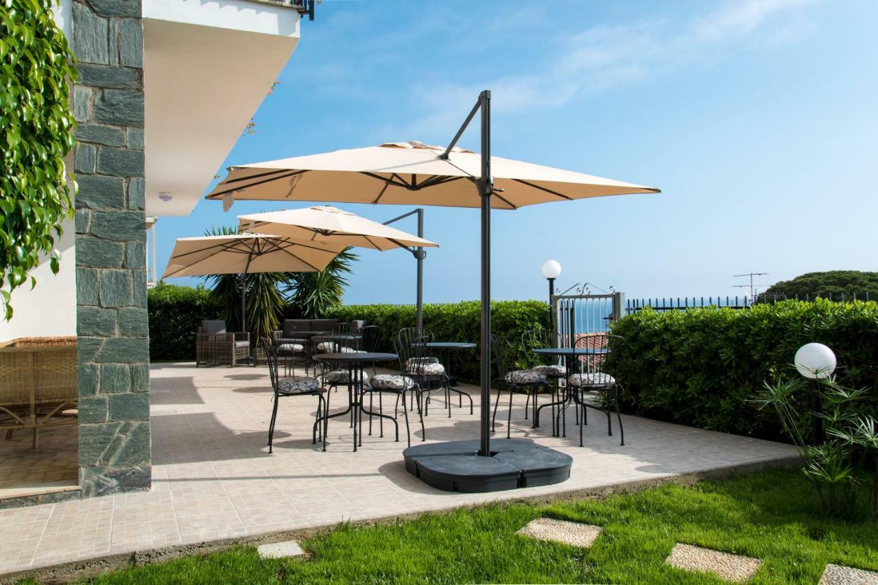 L'Oasi Di Giorgia Bed and Breakfast Cittadella del Capo Buitenkant foto